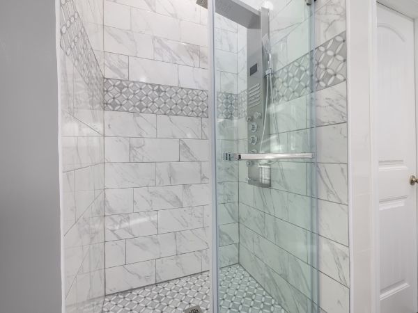 Kabiny prysznicowe - Wygodne i stylowe rozwiązania do Twojej łazienki