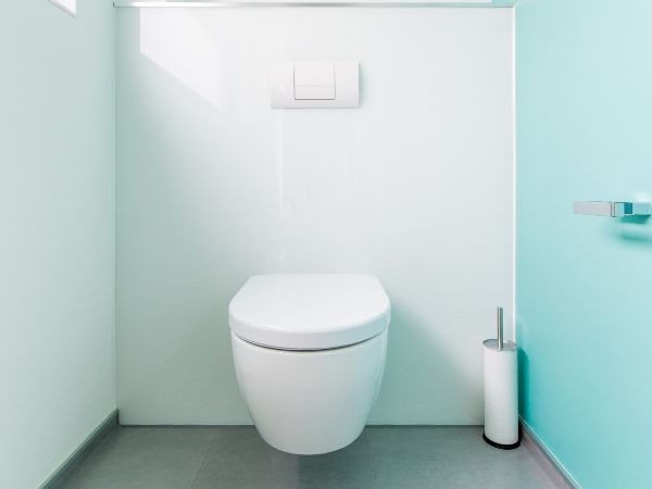 Revolutionary Hanging Toilet Bowl - Discover the Advantages of a Wall-Mounted WC